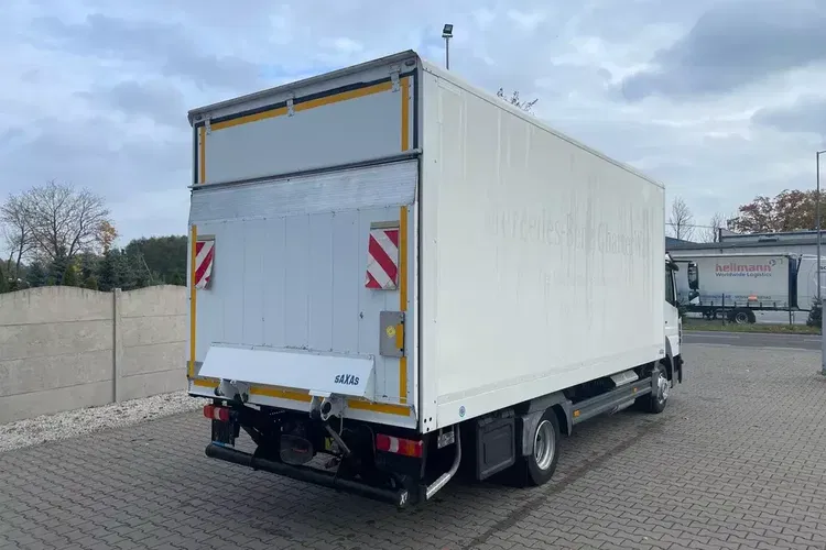 Mercedes ATEGO 818 klima, pneumatyka zdjęcie 8