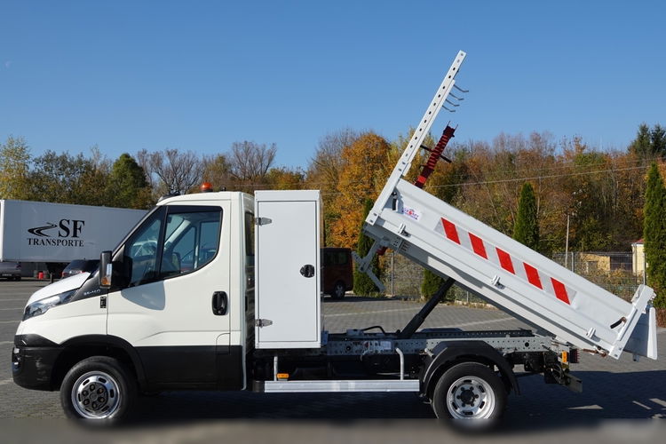 Iveco DAILY 35-140 / WYWROTKA / + HDS / 2017 ROK / MANUAL / 3 OSOBOWY / SPROWADZONY / PO KONTRAKCIE SERWISOWYM zdjęcie 5