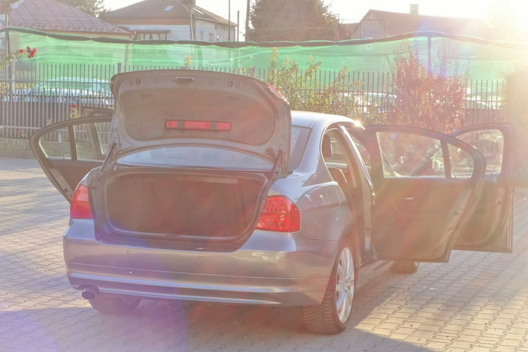 BMW 318 Alu klima zdjęcie 14