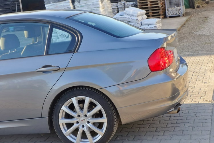 BMW 318 Alu klima zdjęcie 25