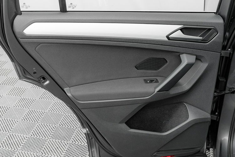 Volkswagen Tiguan DW4KA85#1.5 TSI Comfortline DSG Podgrz.f Aktywny temp. Salon PL VAT23% zdjęcie 24