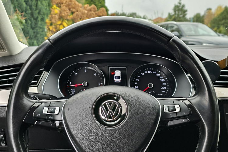 Volkswagen Passat 2.0 TDi 190KM DSG 4x4 Highline / Salon PL / Bezwypadkowy zdjęcie 24