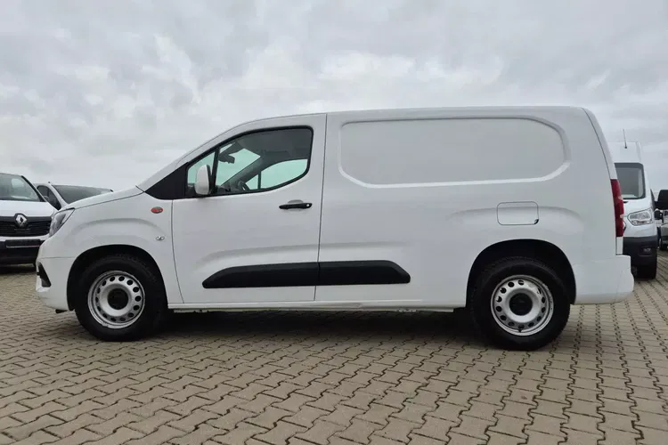 Opel Combo L2H1 57999zł NETTO 1, 5CDTi/102KM zdjęcie 7