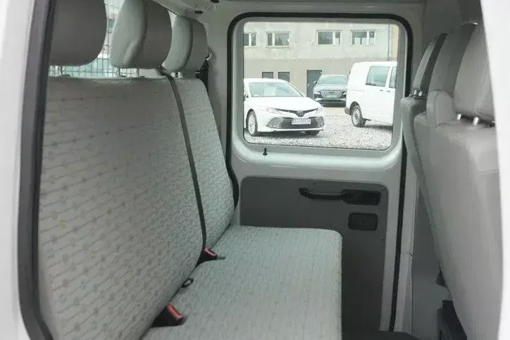 Volkswagen Transporter T5 Doka Klima Brygadówka Załogowe auto na 6 Osób zdjęcie 21