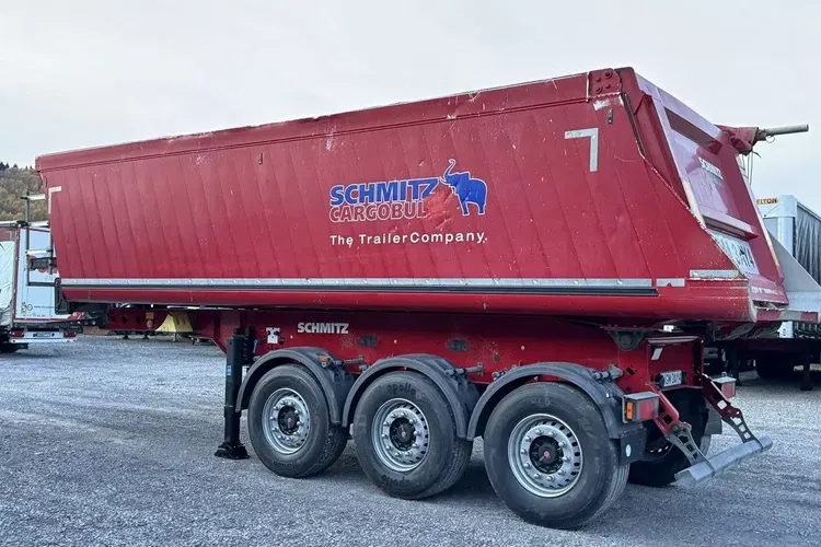 Schmitz 33m Waga: 5700kg Ład.: 30300kg Góra: alu Dół: stal zdjęcie 19