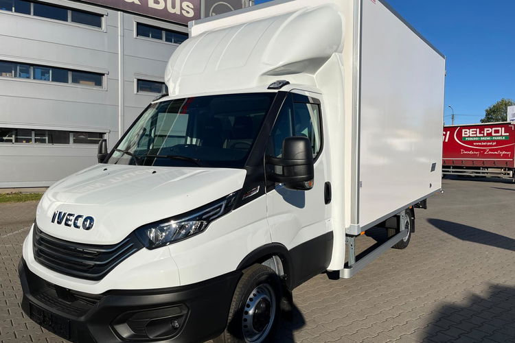 Iveco Daily 35S18HA8 zdjęcie 11