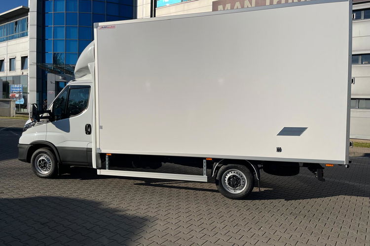 Iveco Daily 35S18HA8 zdjęcie 4