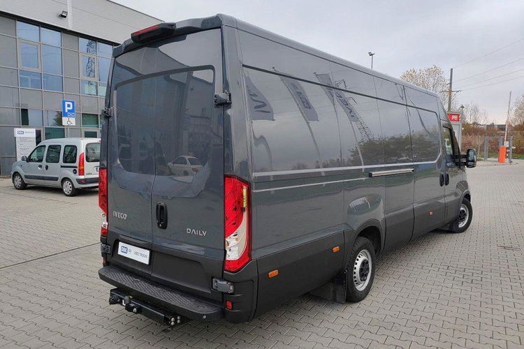 Iveco DAILY 35S18 zdjęcie 3