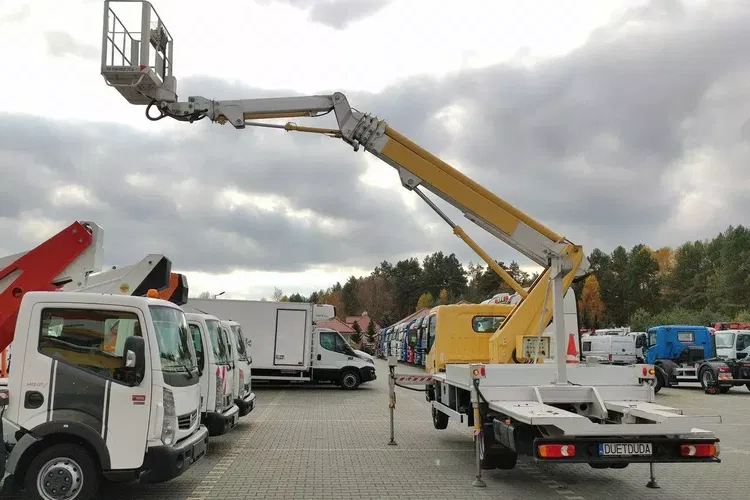 Nissan Cabstar zdjęcie 19