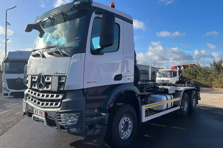 Mercedes AROCS 2645L 6x4 HAKOWIEC zdjęcie 11