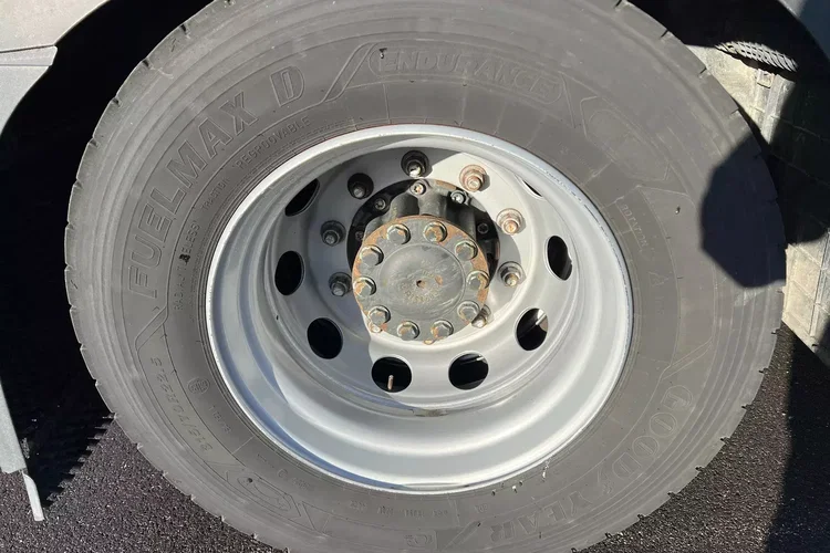 Mercedes ACTROS MP4 zdjęcie 30