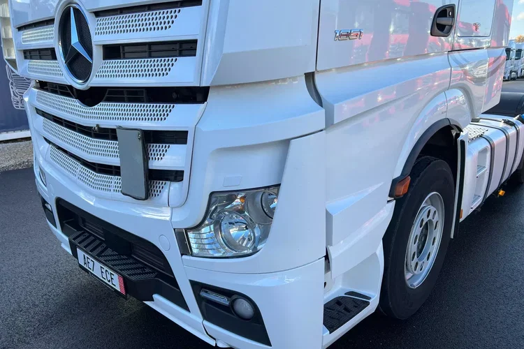 Mercedes ACTROS MP4 zdjęcie 35