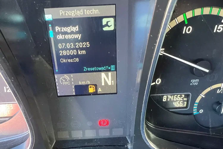 Mercedes ACTROS MP4 zdjęcie 42