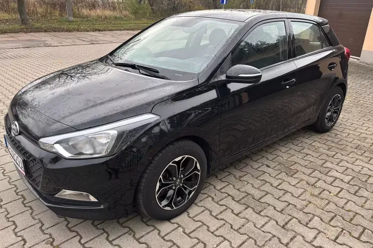 Hyundai i20 zdjęcie 1