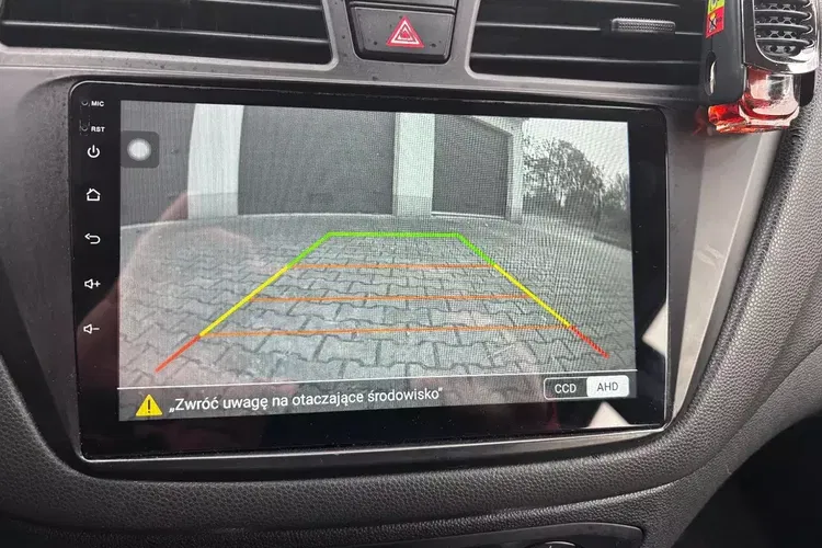 Hyundai i20 zdjęcie 13