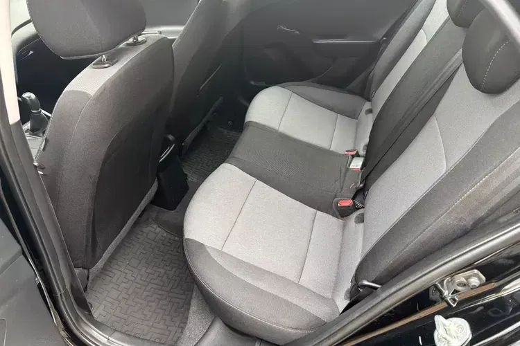 Hyundai i20 zdjęcie 7