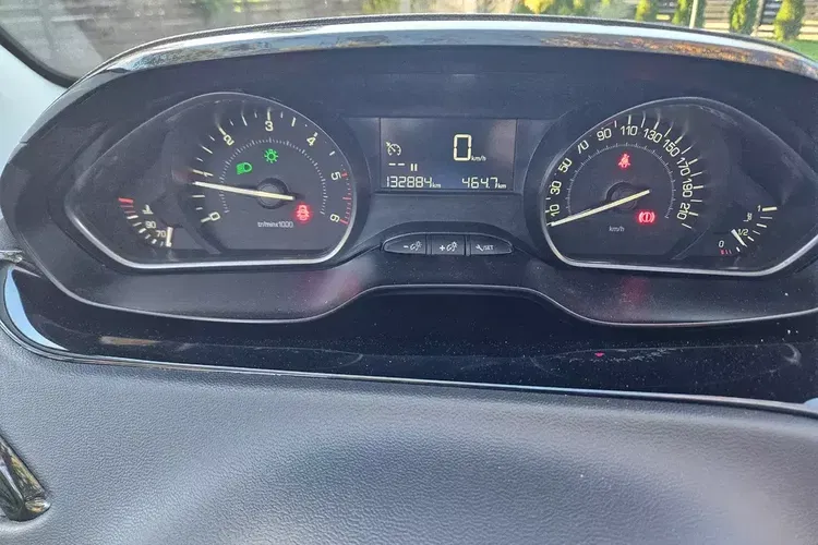 Peugeot 208 zdjęcie 13