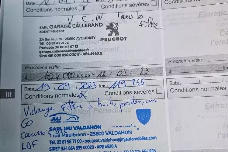 Peugeot 208 zdjęcie 24