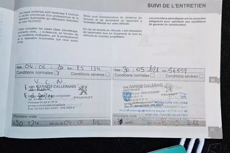 Peugeot 208 zdjęcie 25