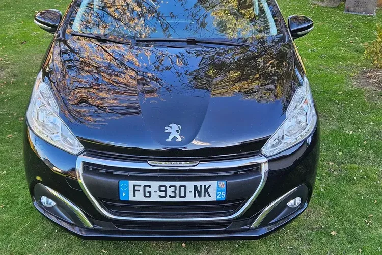 Peugeot 208 zdjęcie 6