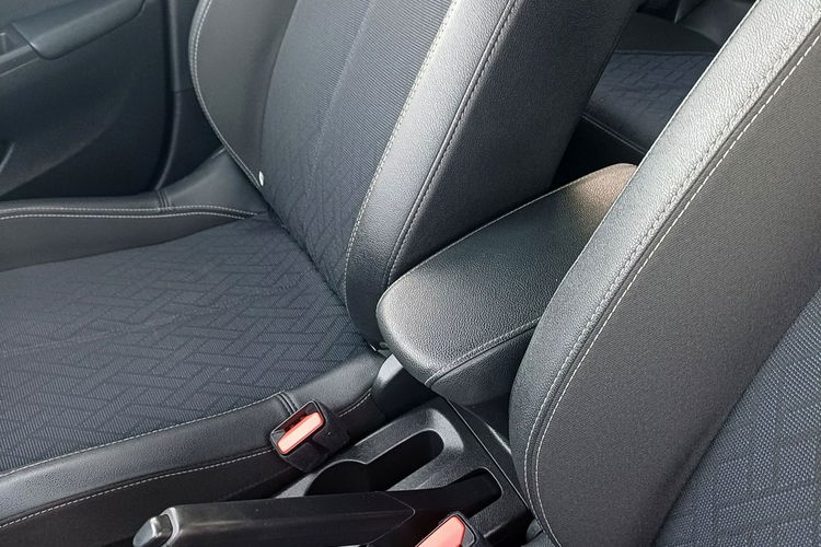 Opel Corsa 1.2 Turbo 100 KM Nawigacja Kamera Cofania zdjęcie 20