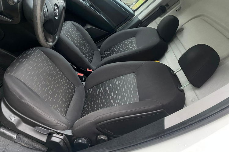 Opel Combo 1.4Tjet 120KM LPG Dodatkowe ogrzewanie Mały przebieg Nowy Gaz zdjęcie 11