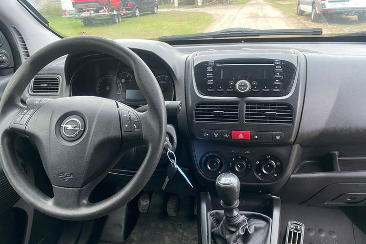 Opel Combo 1.4Tjet 120KM LPG Dodatkowe ogrzewanie Mały przebieg Nowy Gaz zdjęcie 13