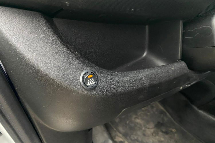 Opel Combo 1.4Tjet 120KM LPG Dodatkowe ogrzewanie Mały przebieg Nowy Gaz zdjęcie 18