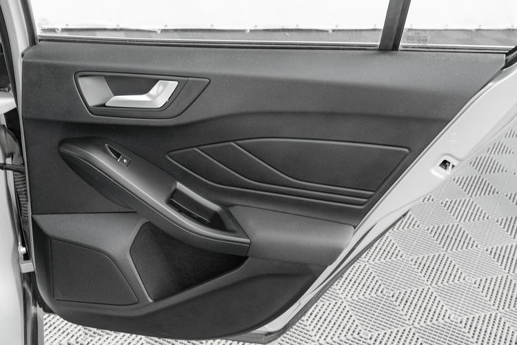 Ford Focus GD430WU#1.0 EcoBoost Trend Edition Podgrz.f i kier Salon PL Vat 23% zdjęcie 28