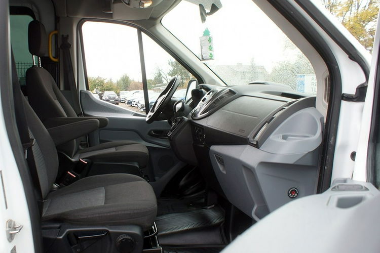 Ford Transit zdjęcie 10