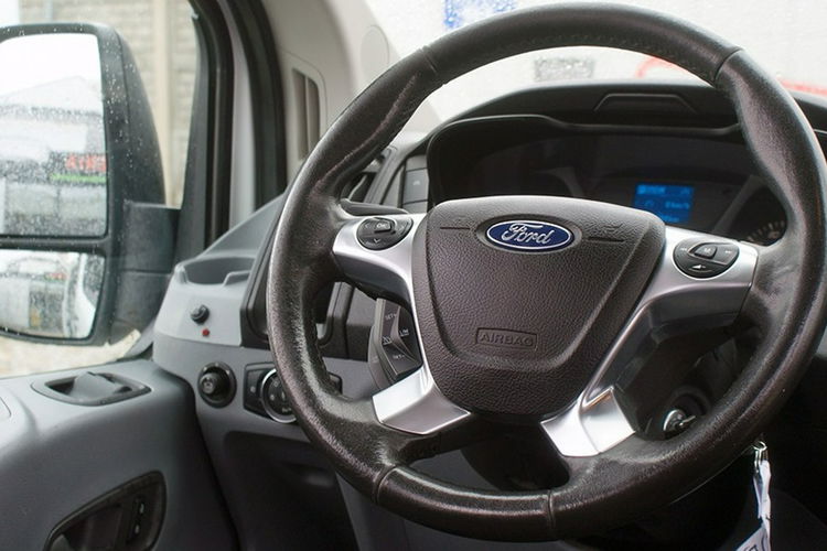 Ford Transit zdjęcie 15