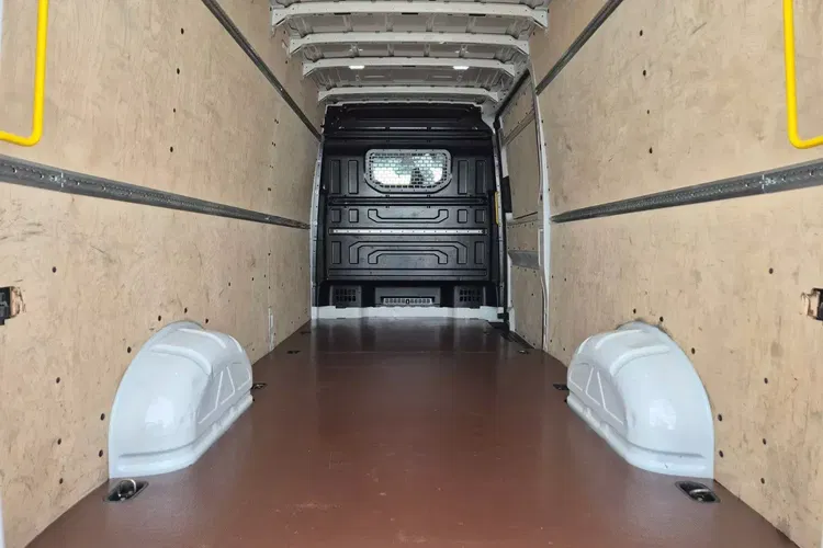 Volkswagen Crafter L3H2 104900zł NETTO 2.0TDi/177KM zdjęcie 13