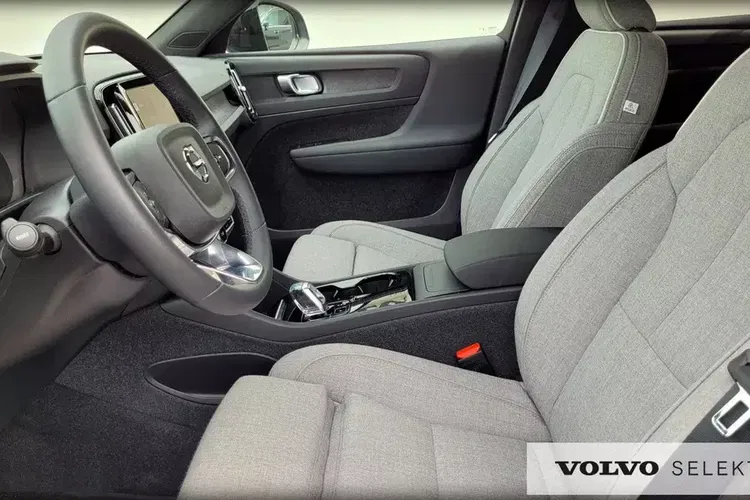 Volvo XC 40 zdjęcie 12