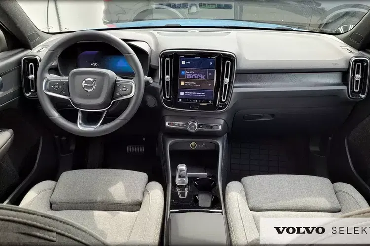 Volvo XC 40 zdjęcie 13