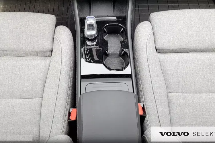 Volvo XC 40 zdjęcie 16