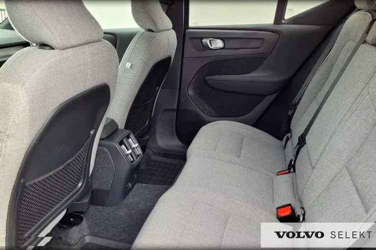 Volvo XC 40 zdjęcie 28