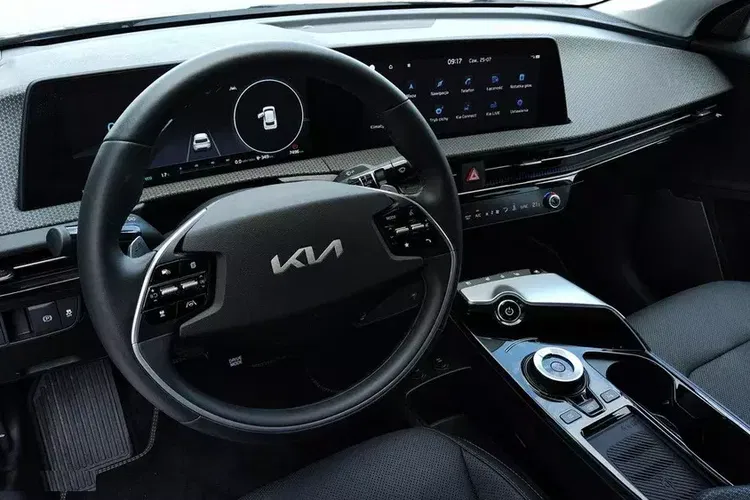 Kia EV6 zdjęcie 12