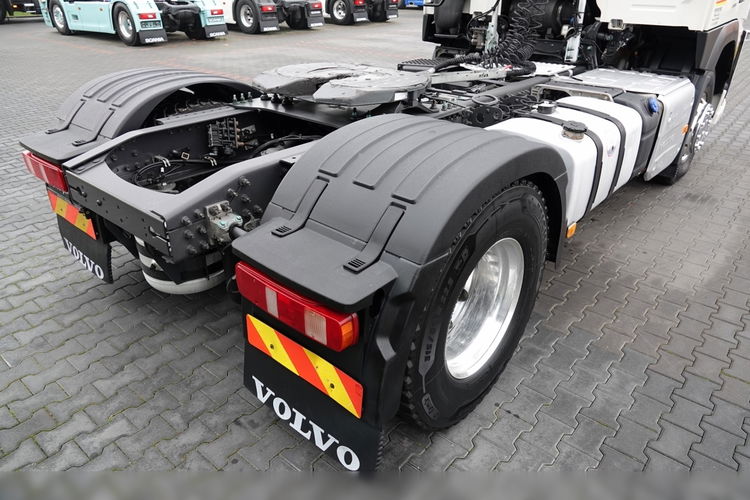 Volvo FM 450 / NISKA KABINA / WAGA: 6 600 KG / HYDRAULIKA / EURO 6 / SPROWADZONY / PO KONTRAKCIE SERWISOWYM zdjęcie 16