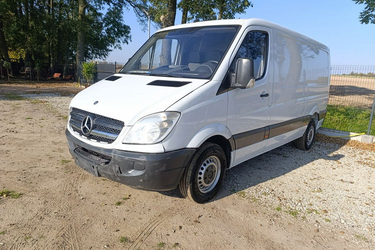 Mercedes 318 218 cdi 2.9 idealny zdjęcie 17