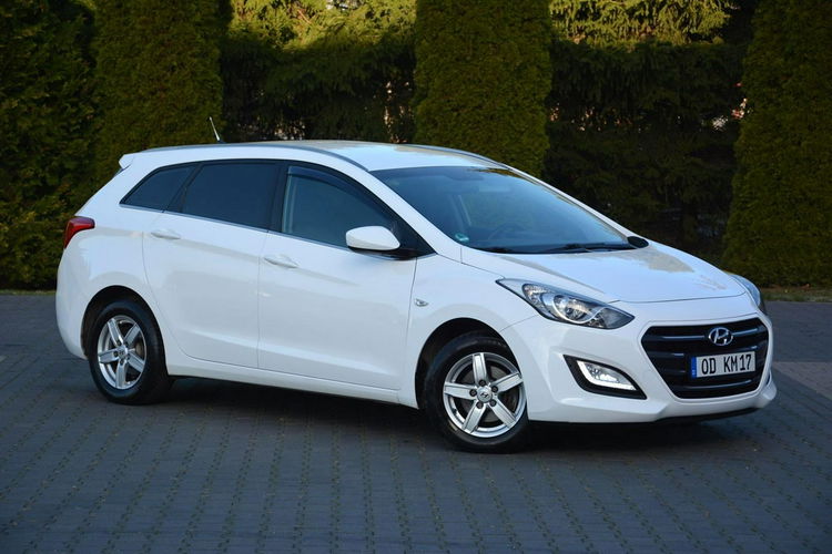 i30 Lift Ledy Parktronic Grzana kierownica ASO Hyundai zdjęcie 10