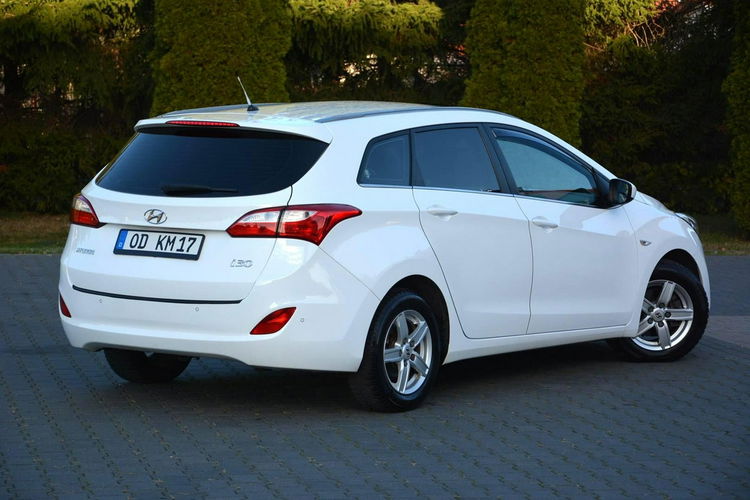 i30 Lift Ledy Parktronic Grzana kierownica ASO Hyundai zdjęcie 13