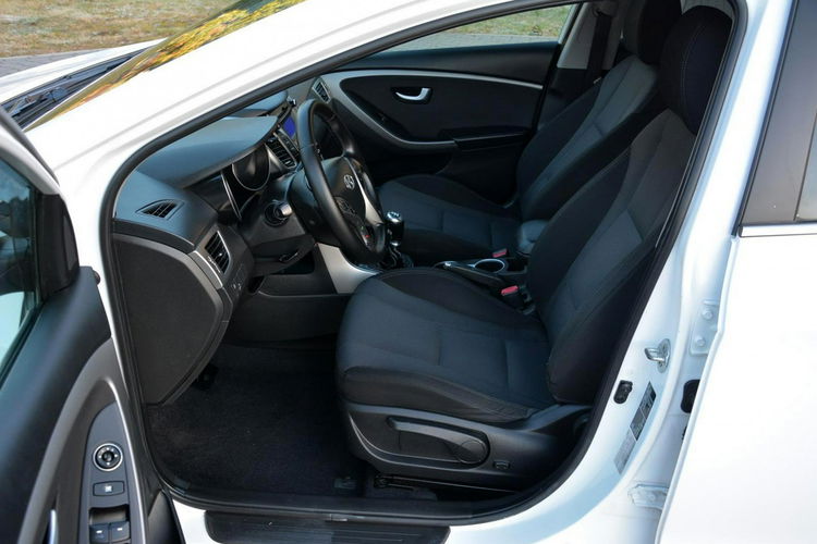 i30 Lift Ledy Parktronic Grzana kierownica ASO Hyundai zdjęcie 21