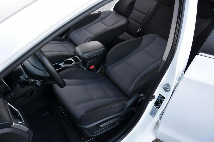 i30 Lift Ledy Parktronic Grzana kierownica ASO Hyundai zdjęcie 22