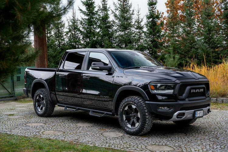 Dodge RAM 5.7L HEMI Crew Cab Rebel zdjęcie 8