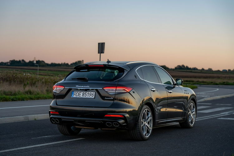 Maserati Levante Modena / 3.0L V6 350KM / Bogate wyposażenie zdjęcie 11