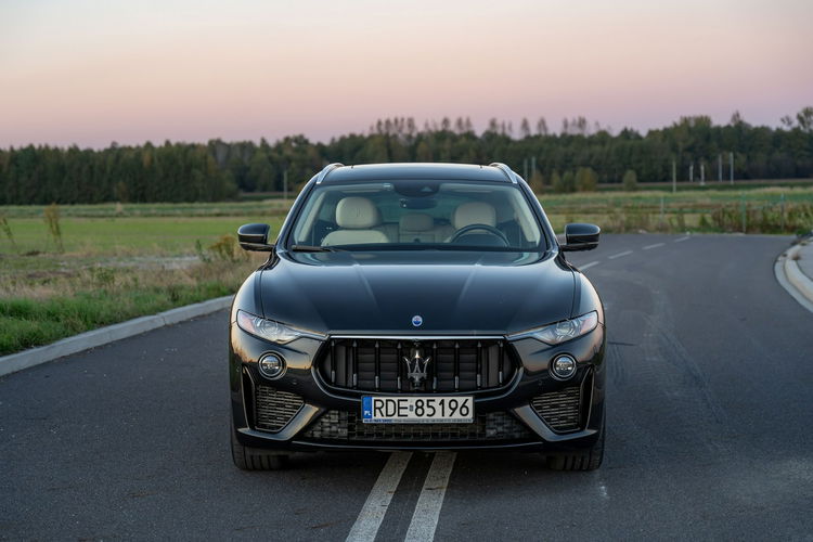 Maserati Levante Modena / 3.0L V6 350KM / Bogate wyposażenie zdjęcie 5