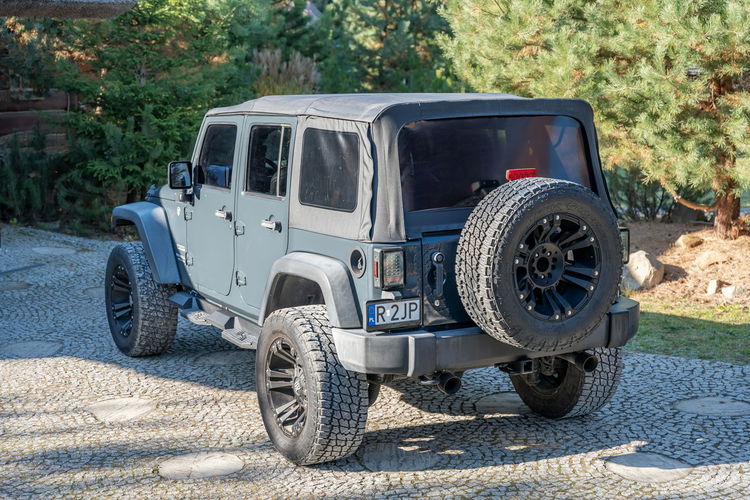 Wrangler JEEP WRANGLER UNLIMITED SPORT 3.6L V6 DOHC 24V FFV Megawyglad Soft top zdjęcie 2