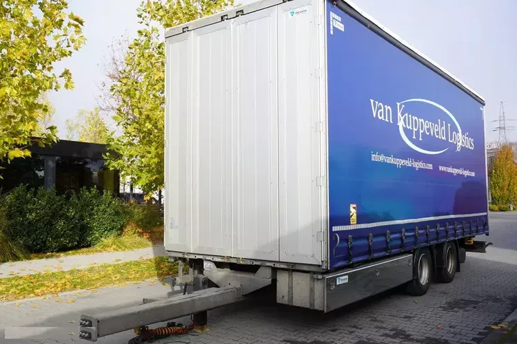 Przyczepa przejazdowa tandem Redos 1205 / 18t / rok 2022 / 19 palet zdjęcie 1