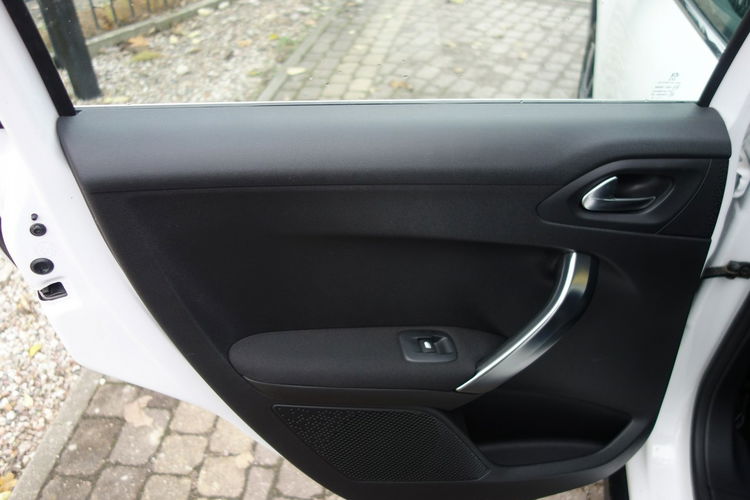 Peugeot 2008 1.6 VTi 120KM Navi Klimatronic Książka Serwisowa Hak Biała PERŁA zdjęcie 10