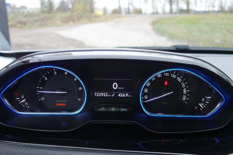 Peugeot 2008 1.6 VTi 120KM Navi Klimatronic Książka Serwisowa Hak Biała PERŁA zdjęcie 23